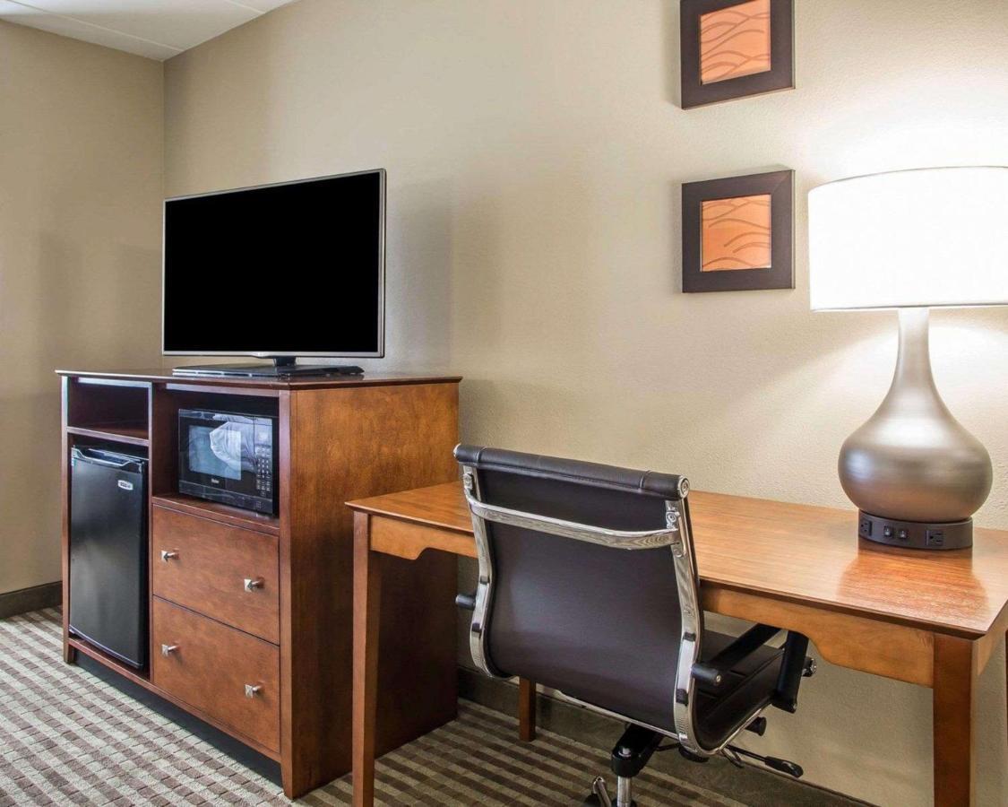 Comfort Inn Hammond I-94 Экстерьер фото