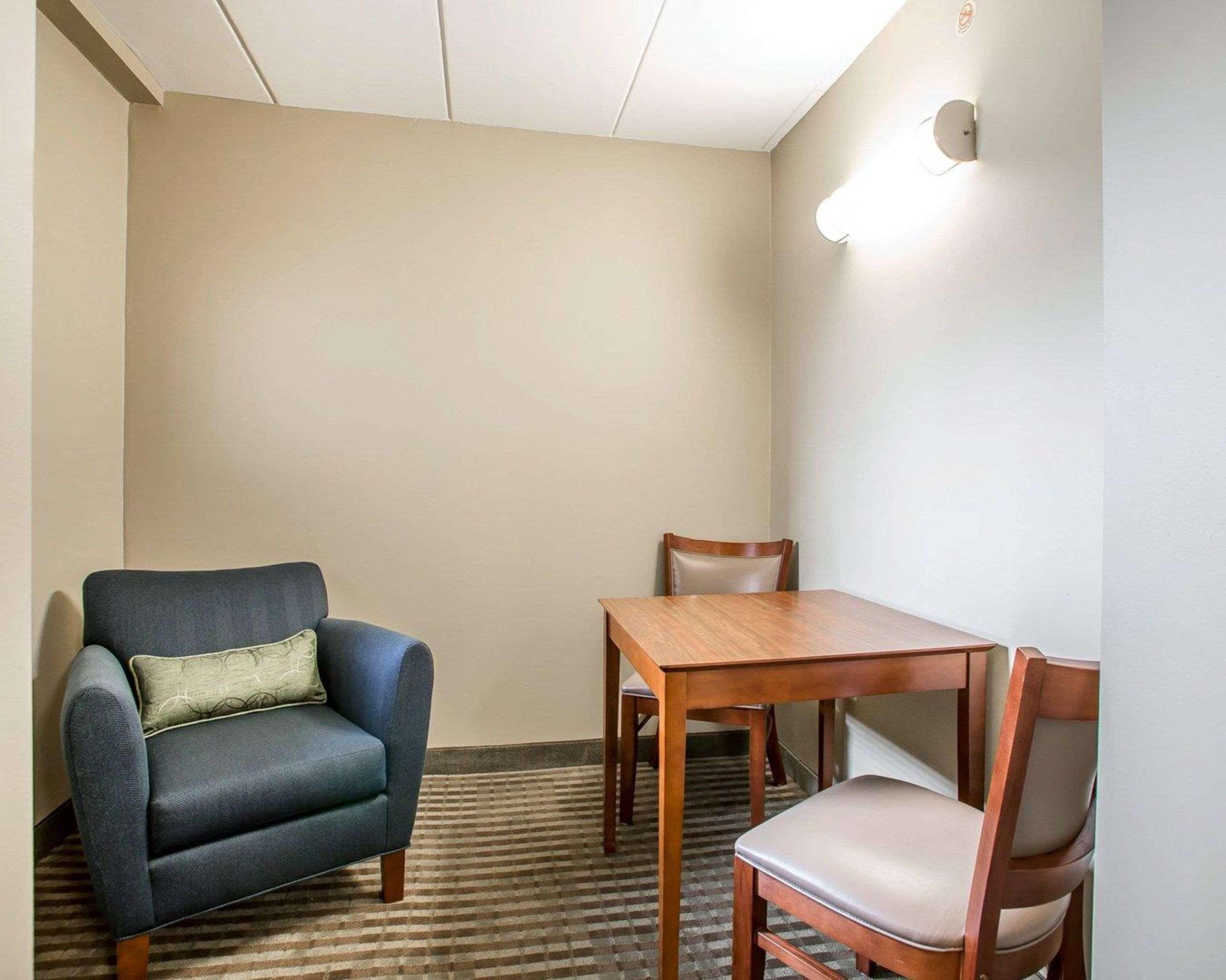 Comfort Inn Hammond I-94 Экстерьер фото
