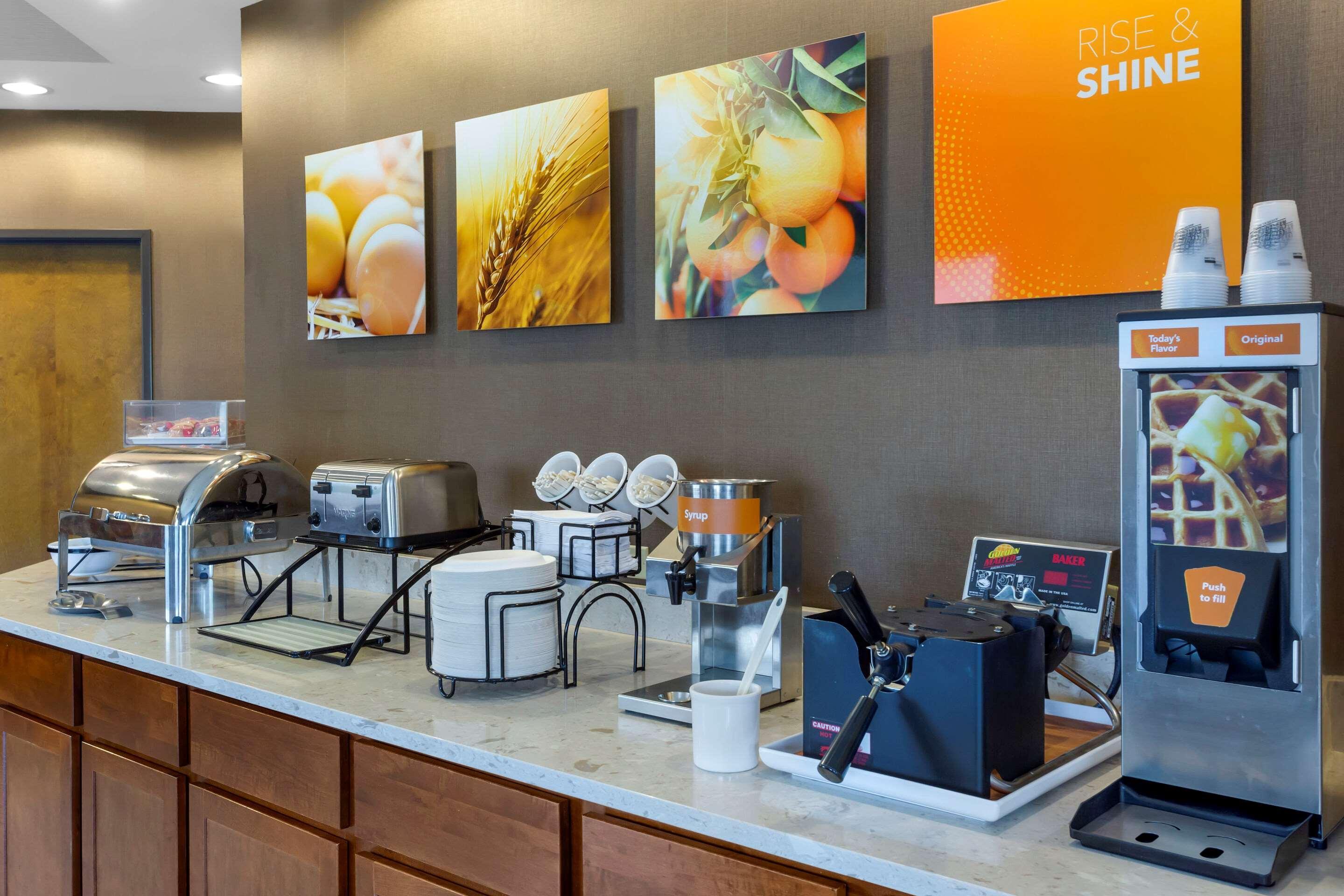 Comfort Inn Hammond I-94 Экстерьер фото